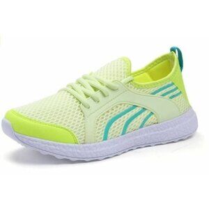 Ultra Lightweight Casual Sneaker Women's size 8 with Breathable Mesh